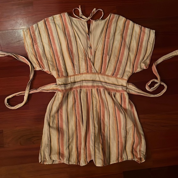 Adorable American Eagle romper, size M - Picture 1 of 1